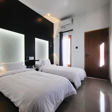 Cabin15 - Syariah Blitar Exteriör bild
