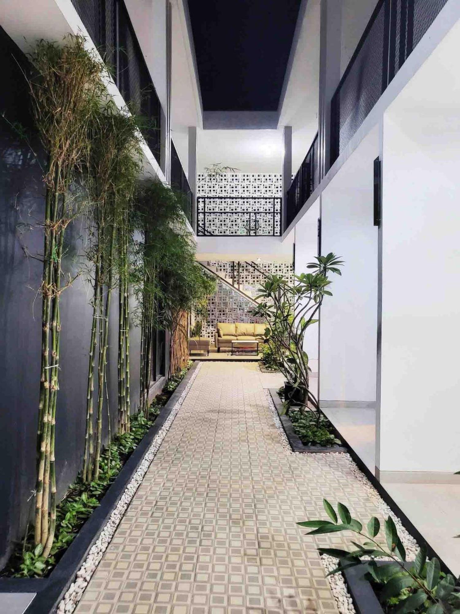 Cabin15 - Syariah Blitar Exteriör bild